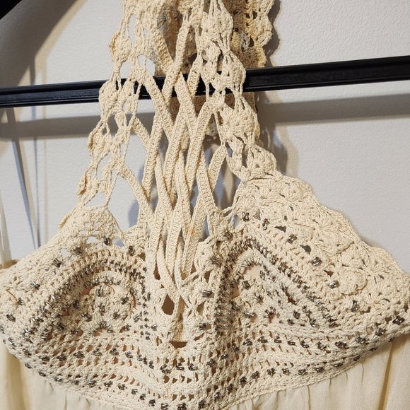 Beautiful crochet top - Picture 3 of 7